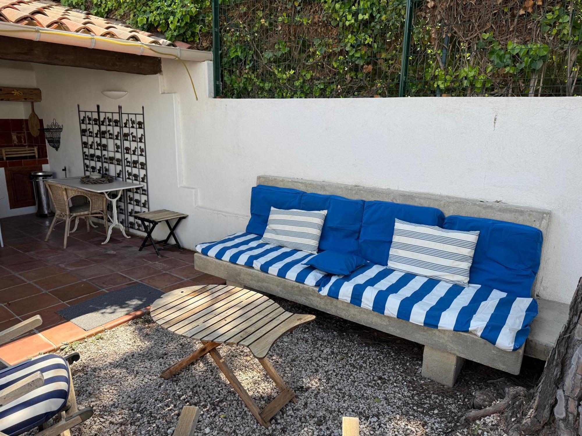 Villa La Grande Bastide Piscine Et Tennis Collectif Cassis Exterior photo
